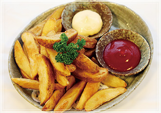 山盛りポテトフライ